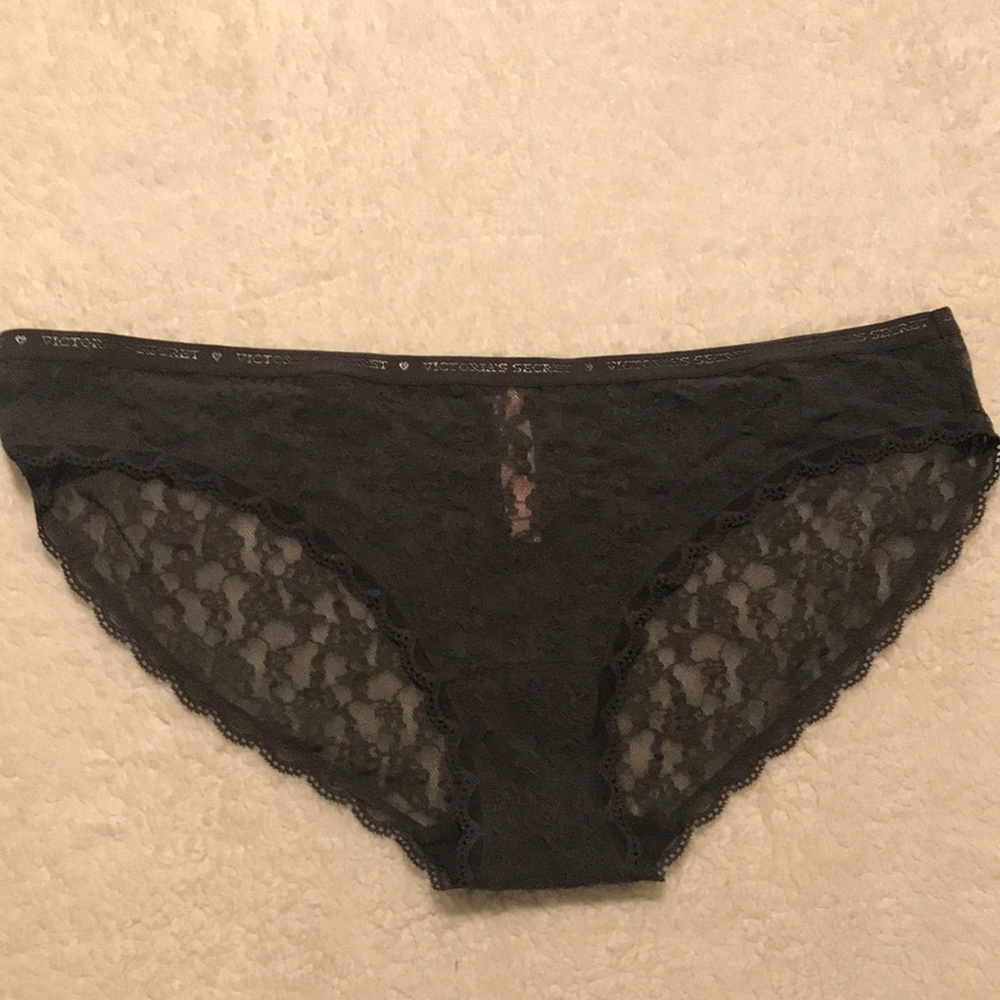NWOT Victoria’s Secret gray floral lace bikini panties Size XL